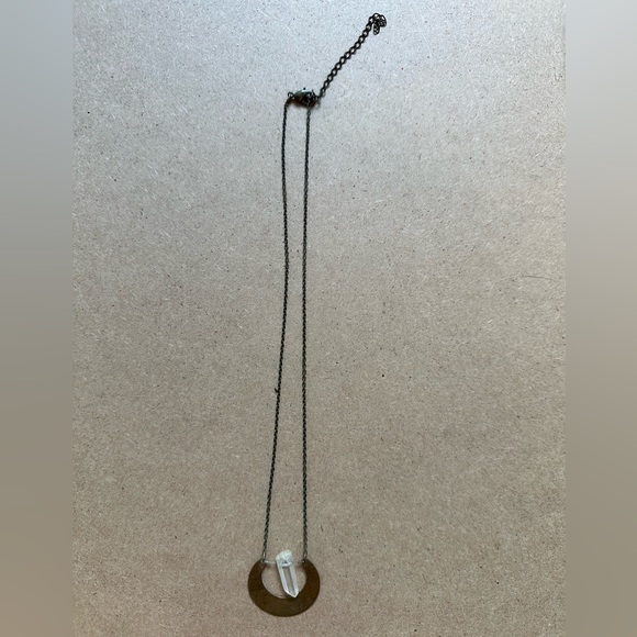 Handmade crescent necklace- hammered brass and quartz - Picture 2 of 2